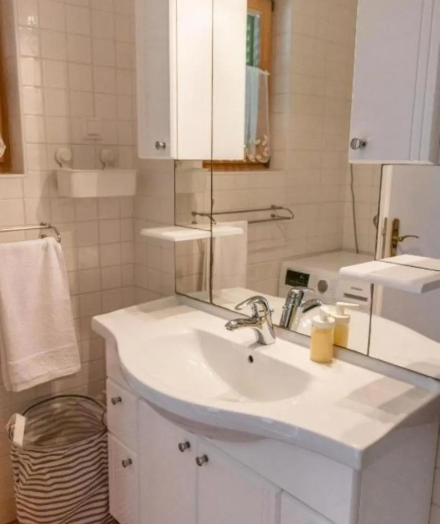 Apartments Kike - 60 Meters From The Beach Petrčane