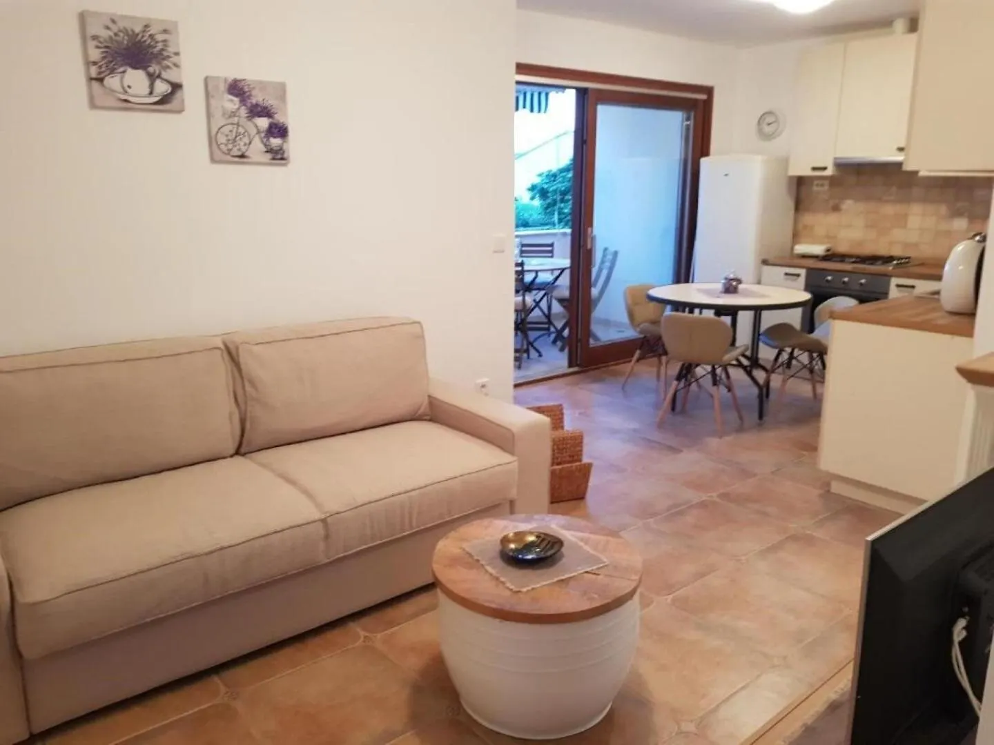 Apartments Kike - 60 Meters From The Beach Petrčane